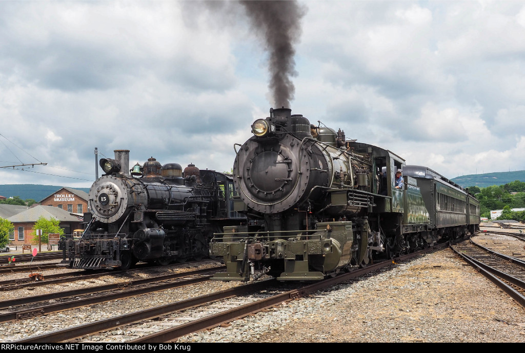 BLW 26 passing Rahway Valley 15 in the Steamtown Yard